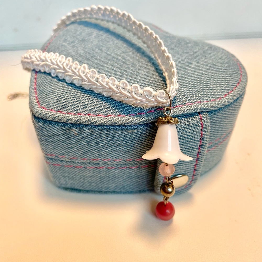 Handmade Adjustable chocker necklace flower bell charm with white ribbon